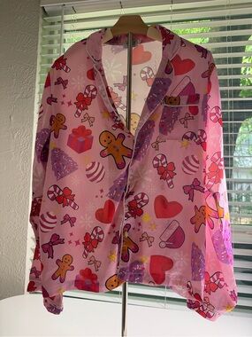 Lola + The Boys Pink Candy & Gingerbread Print Pajama Top